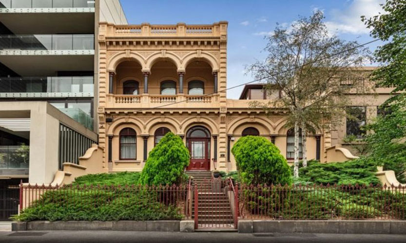 East Melbourne residents fight to save 137-year-old town house