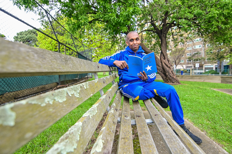 Local Somalian poet performs at Fringe Festival