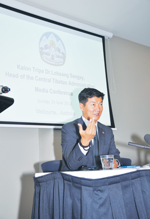 Tibetan leader visits