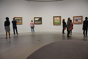 Small stories from a big canvas