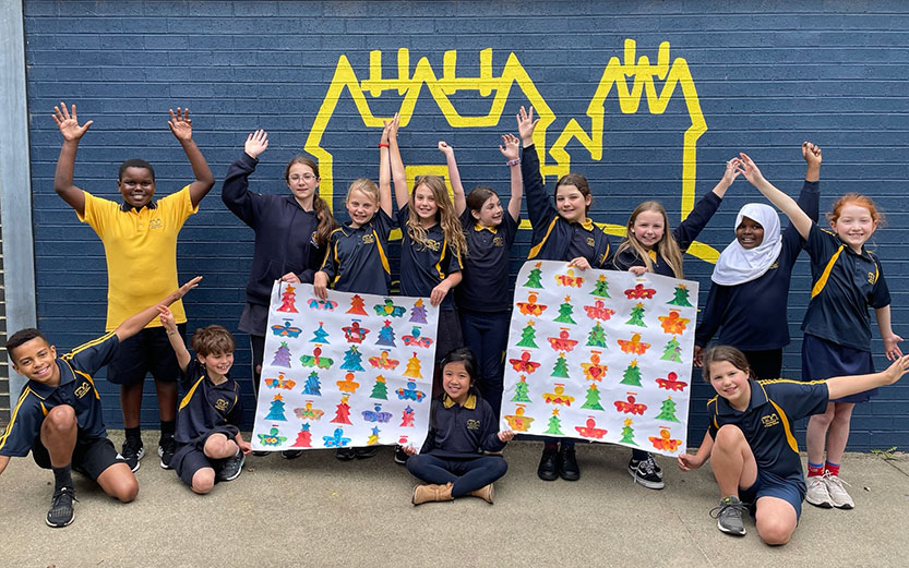 Kensington Primary School’s winning artwork brings Christmas cheer to Docklands