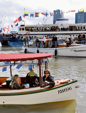 Gather around the harbour