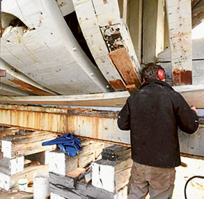 First planks for Alma Doepel