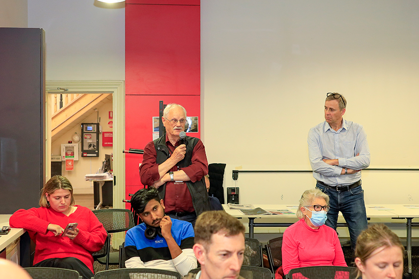 Green spaces, climate and Gaza dominate Southbank’s feisty Macnamara candidate meet