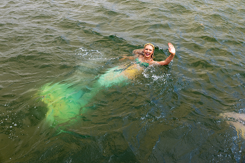Mermaids make waves for ocean conservation in Port Phillip Bay