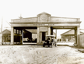 A gateway to the docks