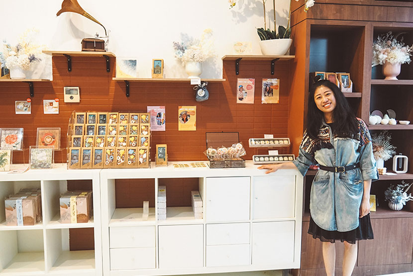 The Docklands shopfront activation bringing art enthusiasts and chocoholics together