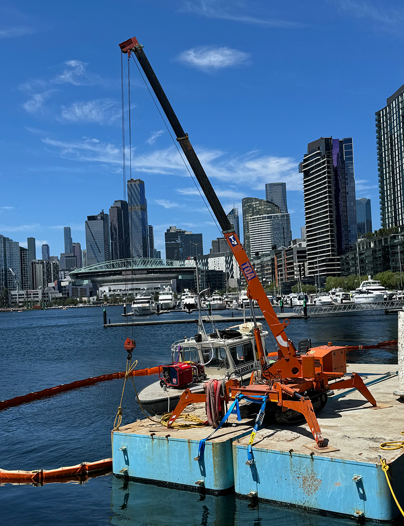 Salvage operation under way for sunken Louisianna heritage boat in Docklands
