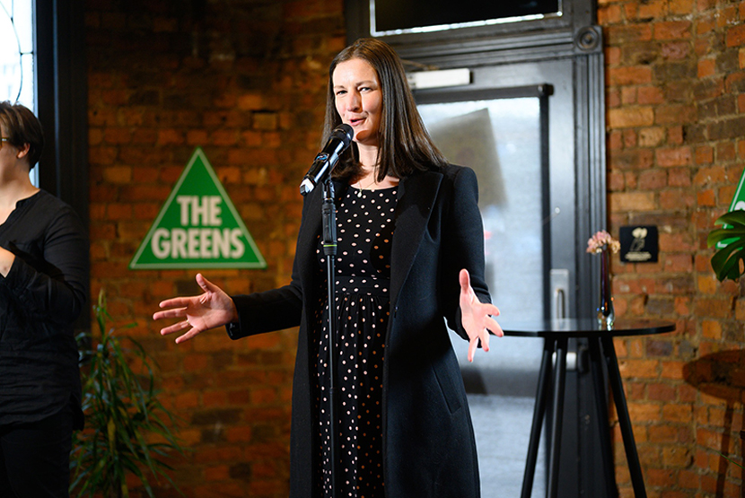 Greens comfortably retain the seat of Melbourne as voter dial barely budges