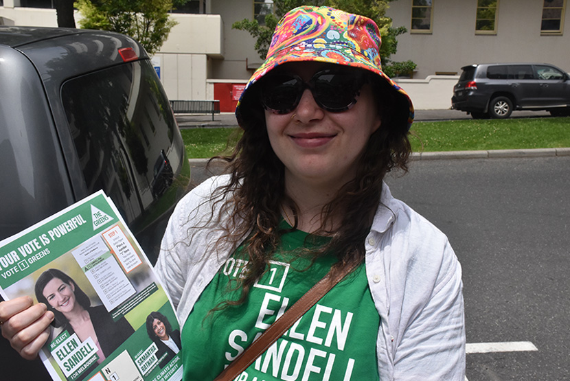 Friendly debate at polling booth