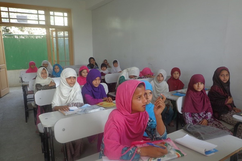 Offering internet education to girls and women in Afghanistan