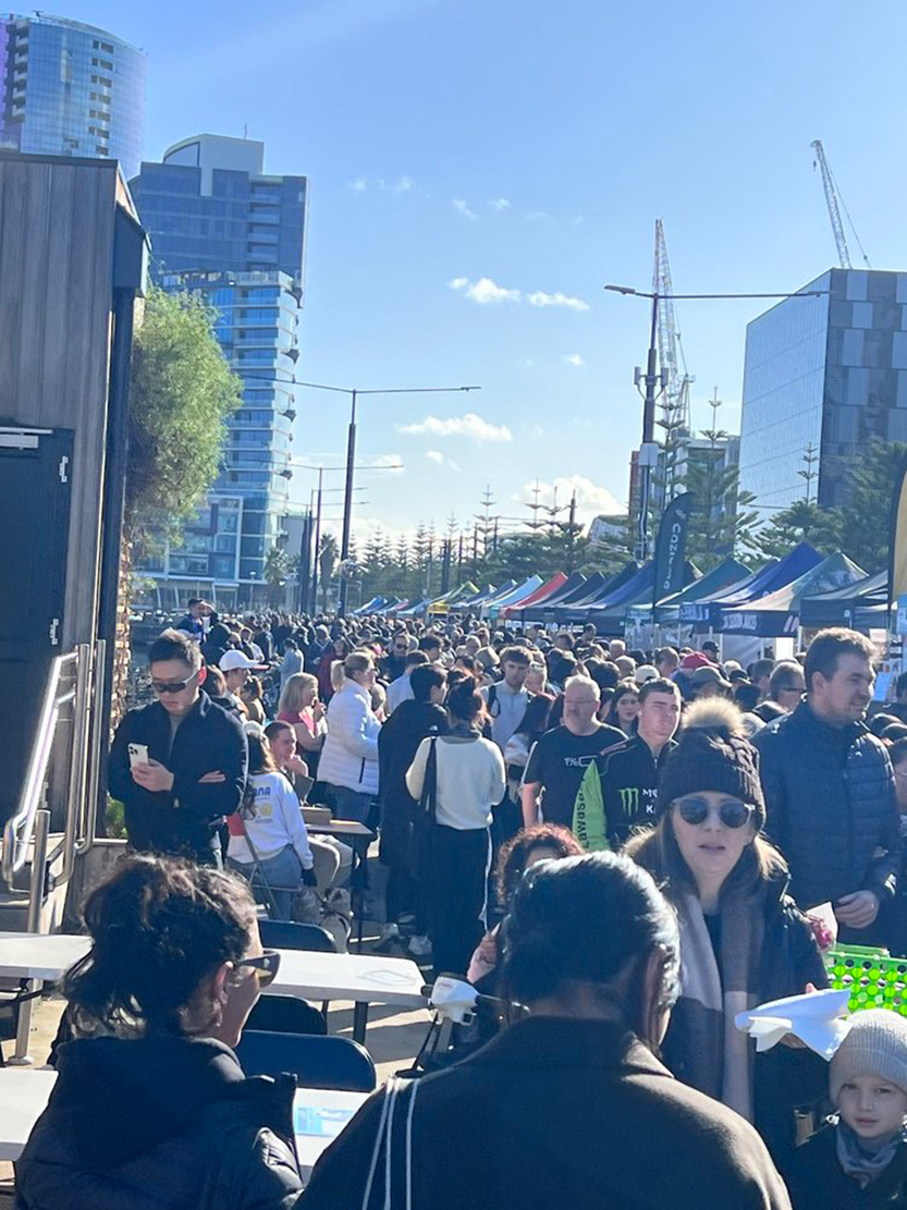 Crowds flock to waterfront market