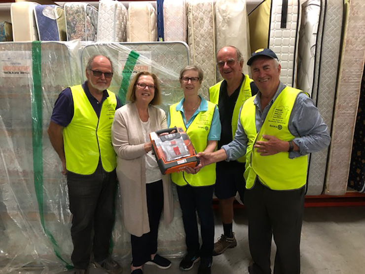 When recycling means joy at Rotary Inner Melbourne Emergency Relief Network