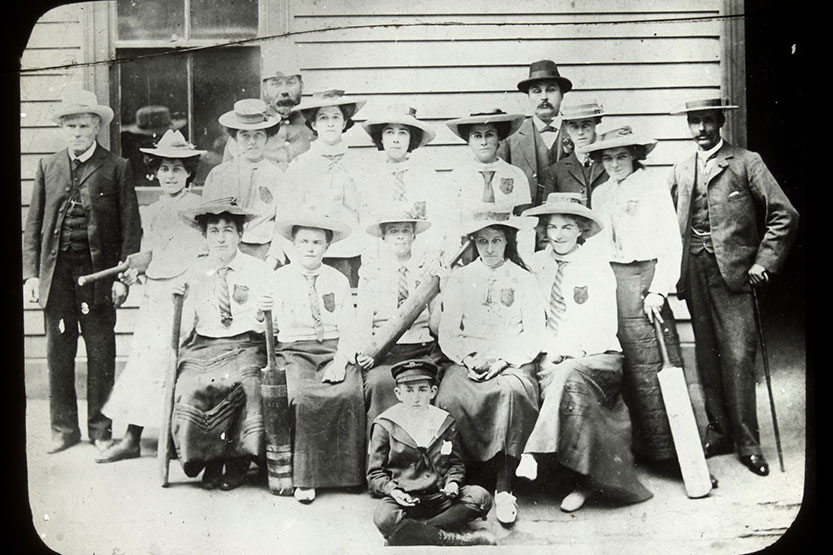 The early days of women’s cricket 