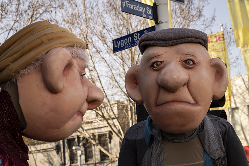 Explore the possibilities of puppetry