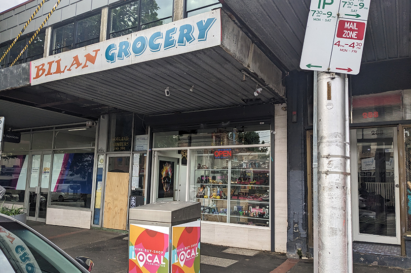 Police investigate attempted arson attack at tobacco shop on Racecourse Rd