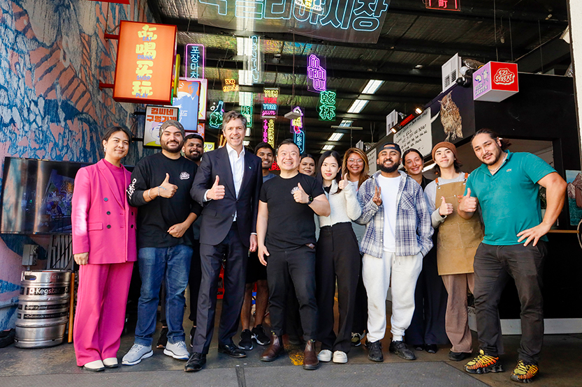Lord Mayor Nick Reece visits North Melbourne’s culinary hub EziStreat