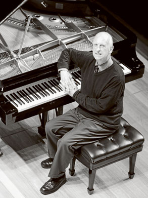 Pianist Roger Woodward announces Elisabeth Murdoch Hall show