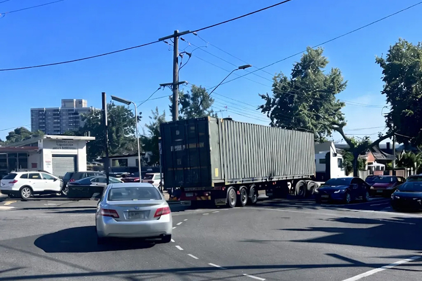 Council pushes for no-truck zones in Kensington as tunnel impacts deepen