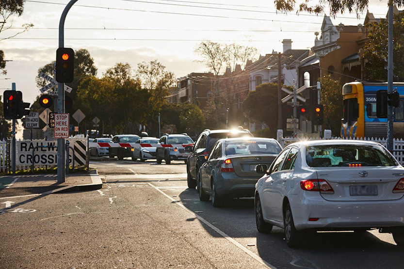 Sky rail proposal over Park St moves forward, but Royal Park concerns deepen