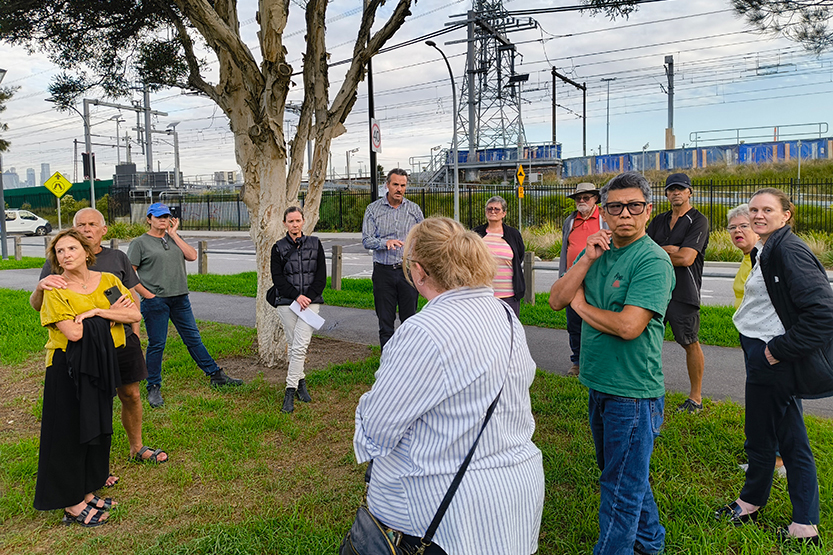 Residents press Metro Tunnel team over rail noise near South Kensington