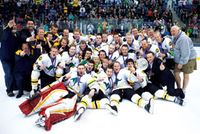 Australia wins divisional victory