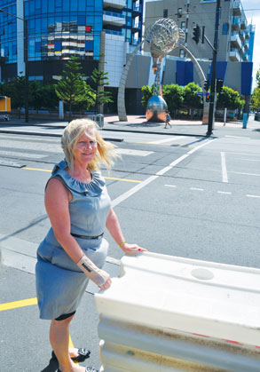 Intersection pedestrian risk