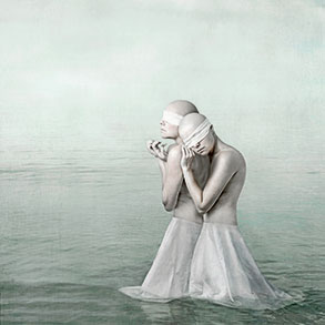 Conceptual photographer wins coveted award