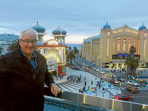 Michael Danby bids farewell