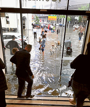 Flood chaos