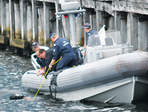 Man drowns in Docklands