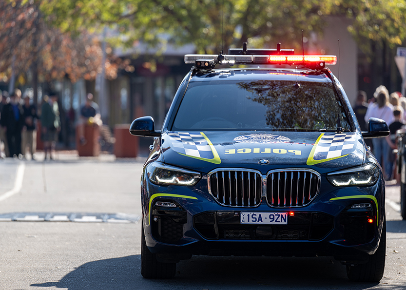 Police hunt two men after pensioner fleeced of $1700 in fortune teller scam 