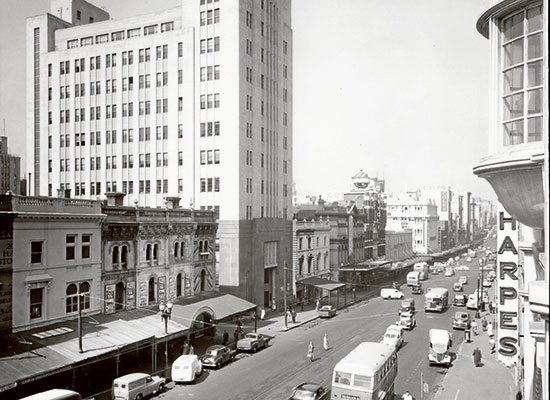An early Melbourne high-rise
