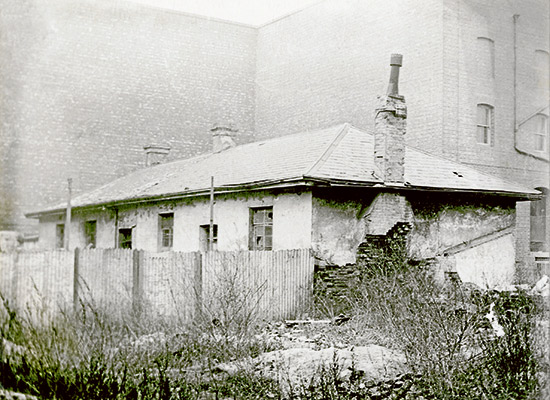 An early Melbourne home in Bourke St west