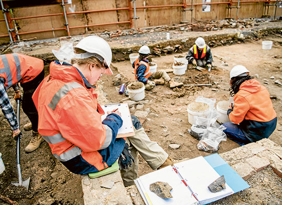 Big ideas wanted to dress up Metro Tunnel construction sites