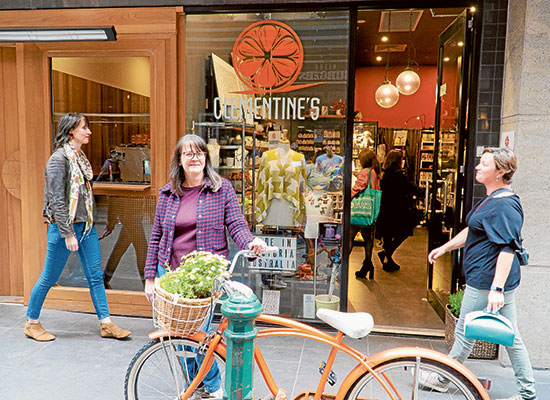 Clementine and company push ahead
