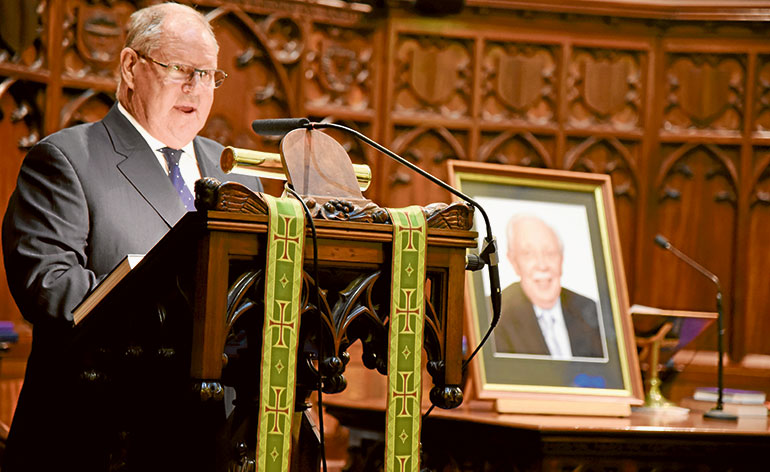 Tributes flow for the “King of Collins St”