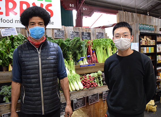 Market job a “smart phone detox”
