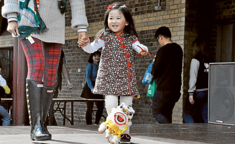 Sharing the Chinese culture