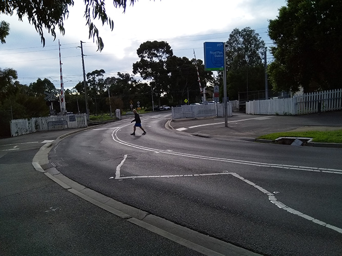 Locals call for upgrade of “death-trap” Royal Park crossing