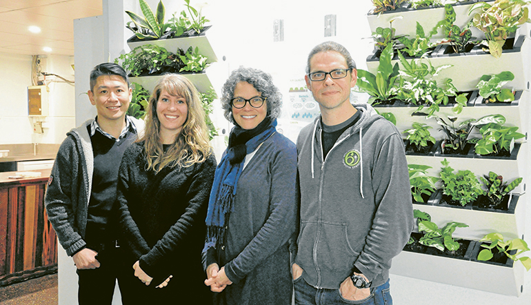 Growing Urban Seedlings 
