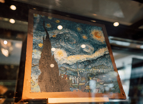 New chocolate gallery offers amazing world of chocolate art