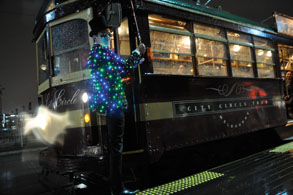 Docklands lights up with City Circle Tram extension